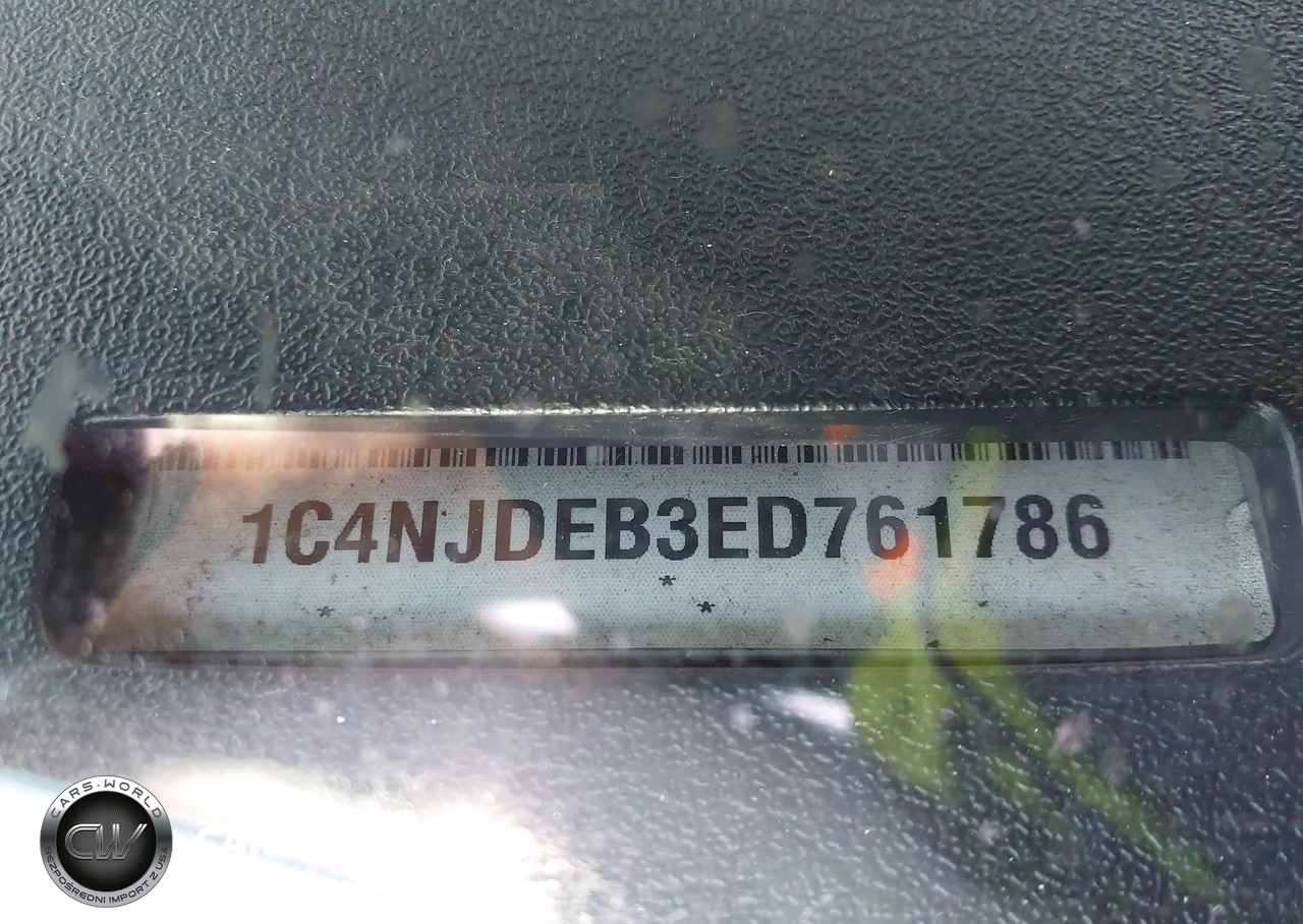 2014 Jeep Compass Latitude VIN:1C4NJDEB3ED761786 - 9