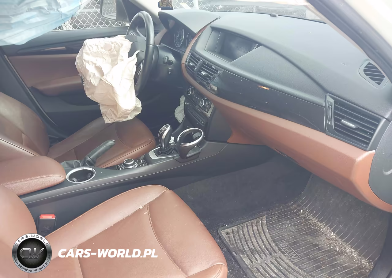 2014 BMW X1 xDrive28I VIN:WBAVL1C54EVY13584 - 5