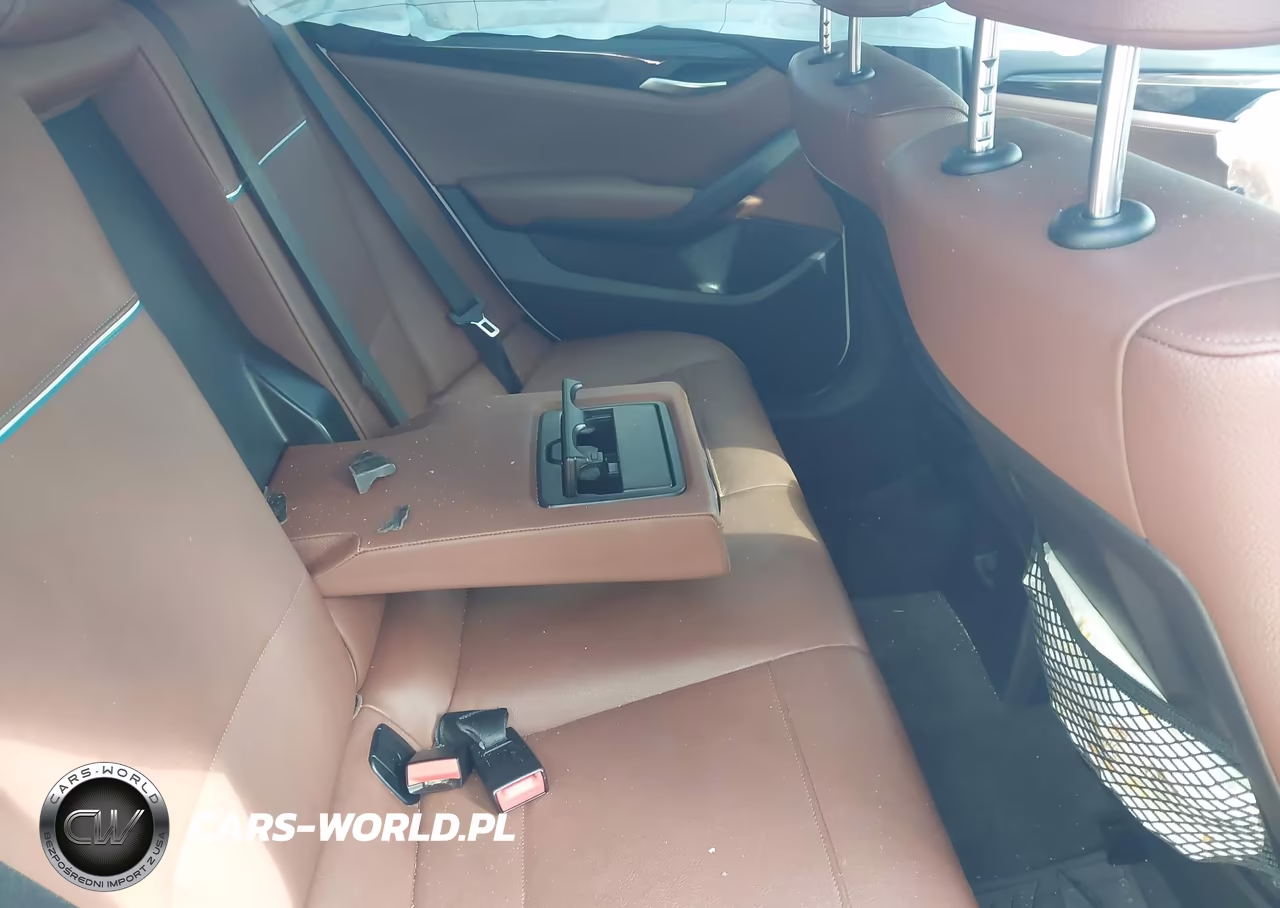 2014 BMW X1 xDrive28I VIN:WBAVL1C54EVY13584 - 8