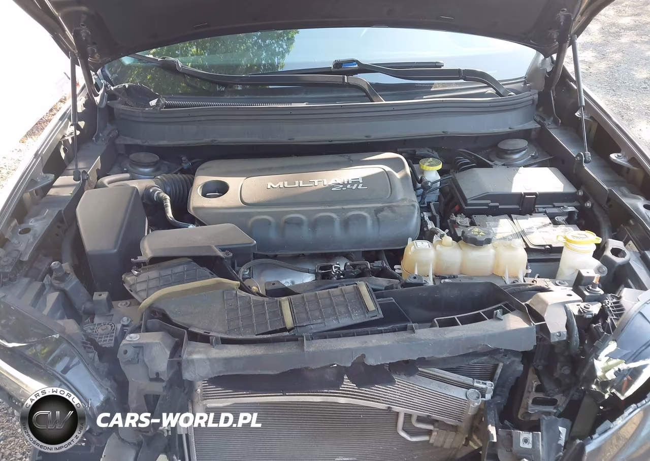 2019 Jeep Cherokee Latitude Plus 4X4 VIN:1C4PJMLB4KD182443 - 10