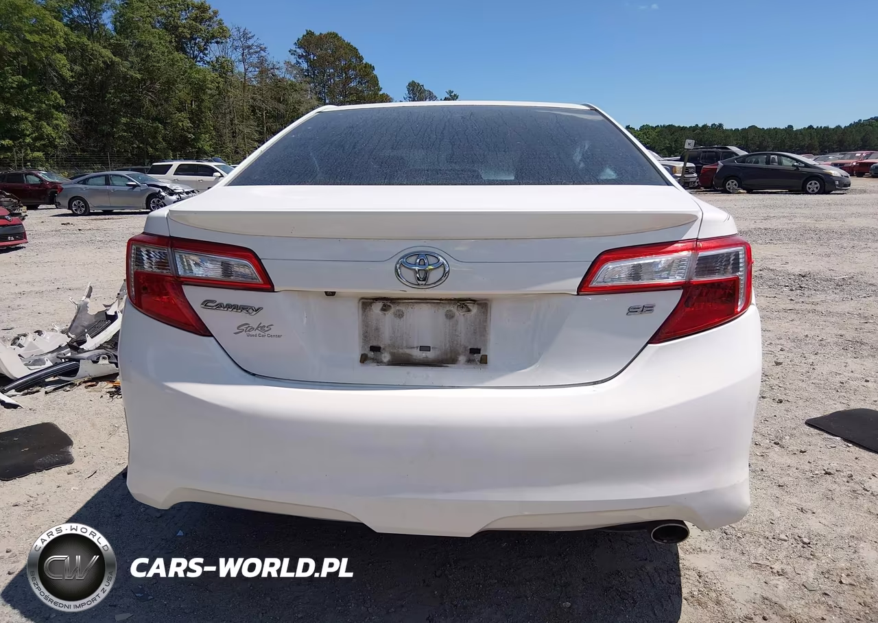 2014 Toyota Camry Se VIN:4T1BF1FK1EU376692 - 17