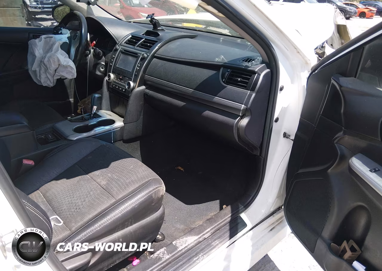 2014 Toyota Camry Se VIN:4T1BF1FK1EU376692 - 5