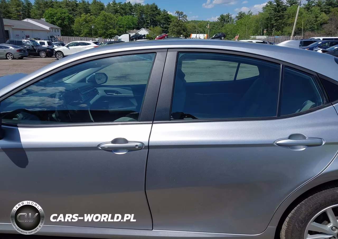2025 Toyota Camry Le VIN:4T1DBADK0SU523751 - 15