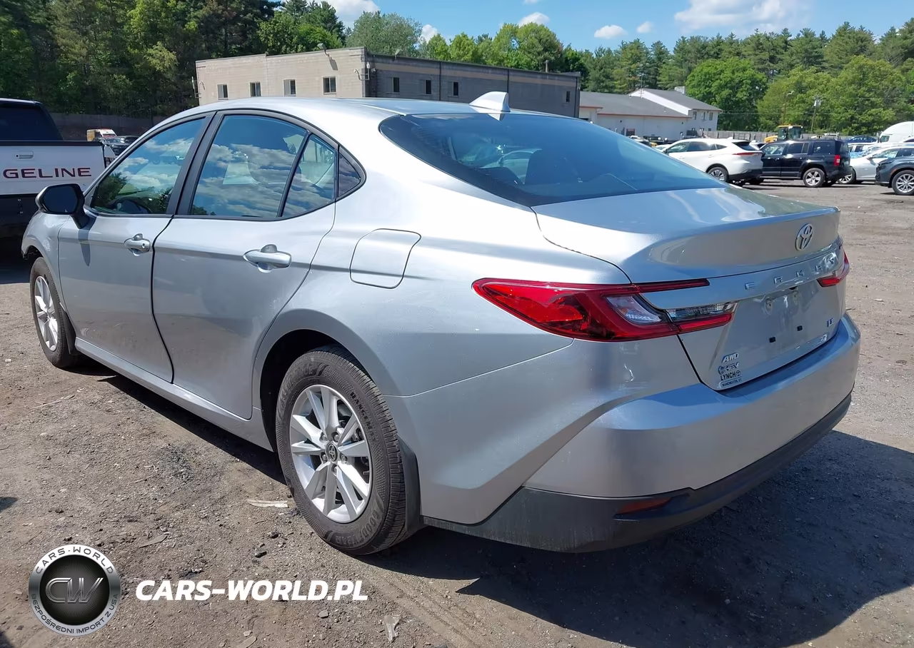 2025 Toyota Camry Le VIN:4T1DBADK0SU523751 - 3
