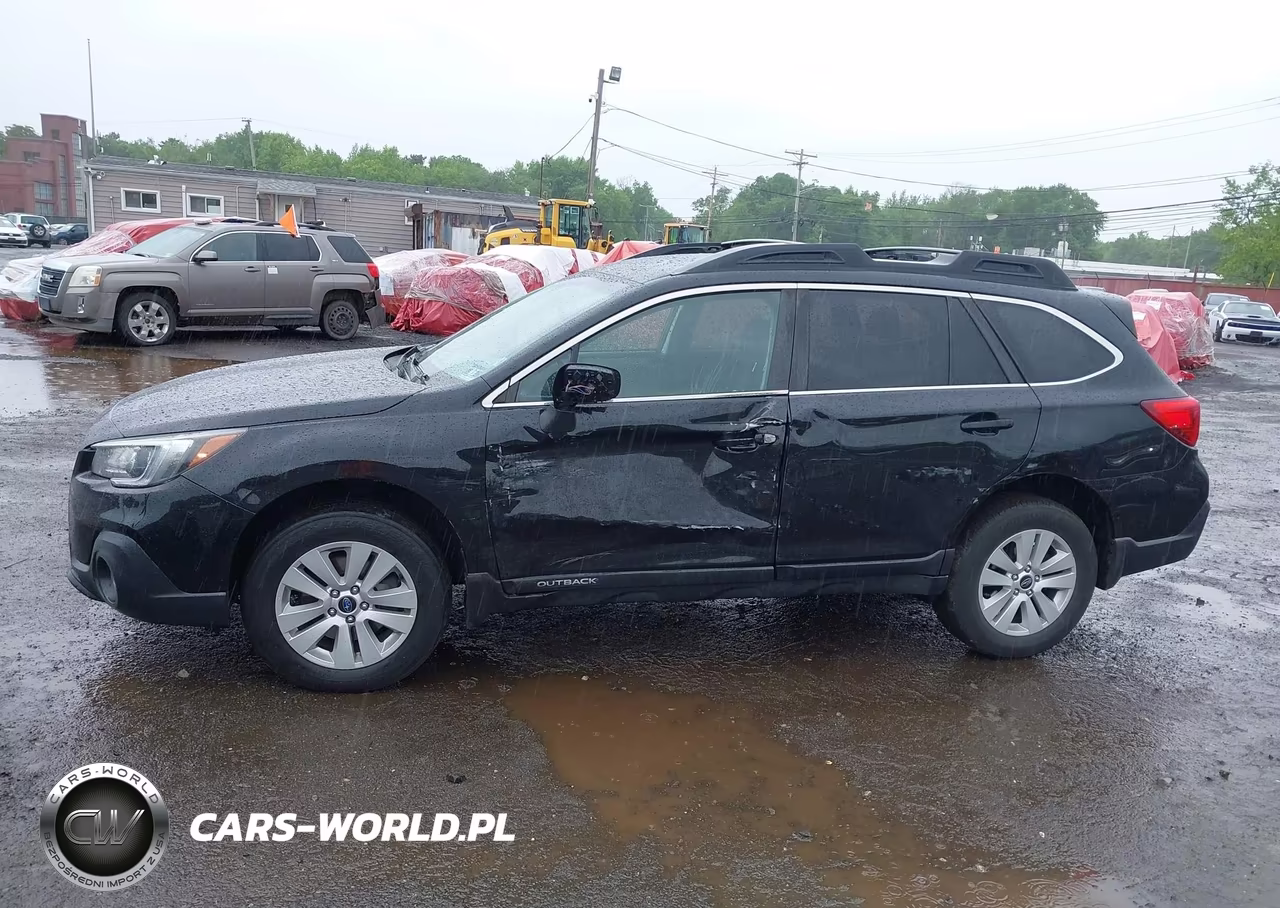 2019 Subaru Outback 2.5I Premium VIN:4S4BSAFC2K3313820 - 14