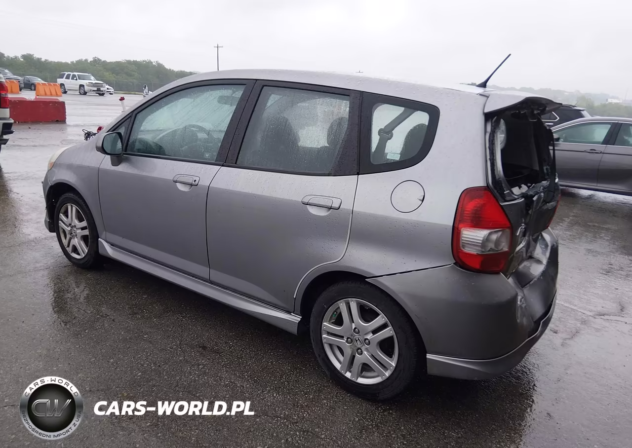 2008 Honda Fit Sport VIN:JHMGD37658S025327 - 3