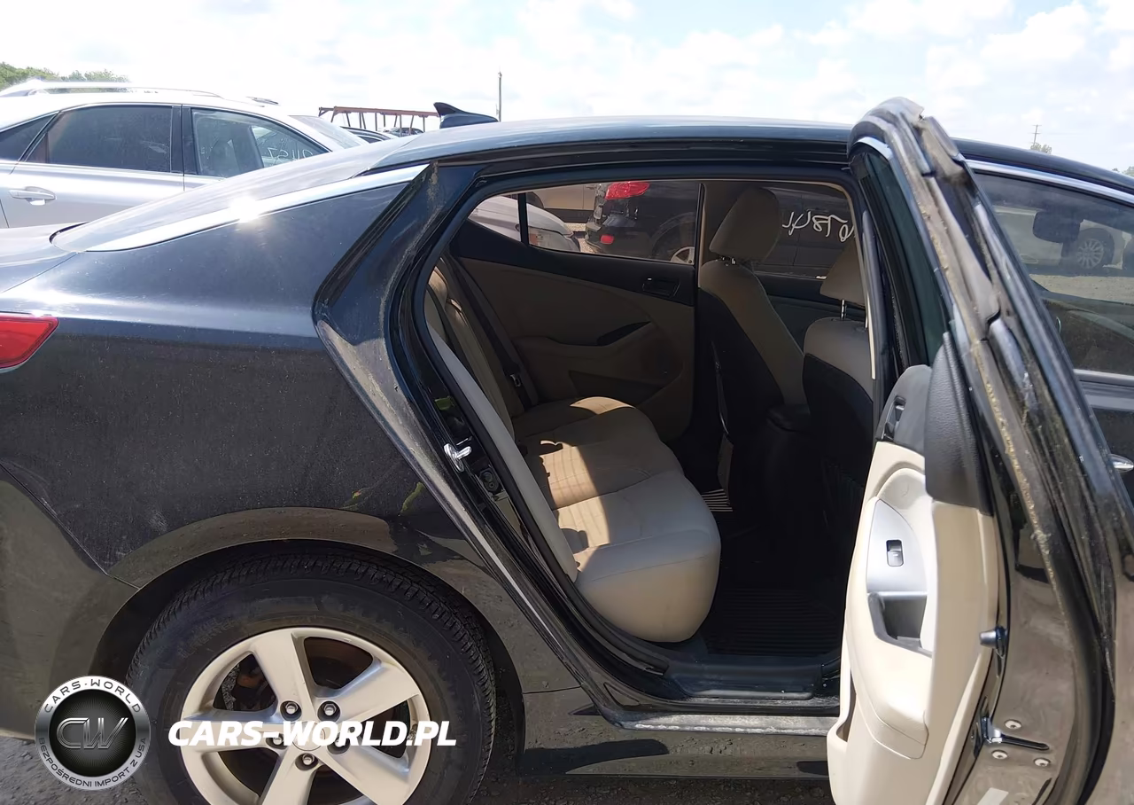 2014 Kia Optima Lx VIN:5XXGM4A77EG283363 - 8