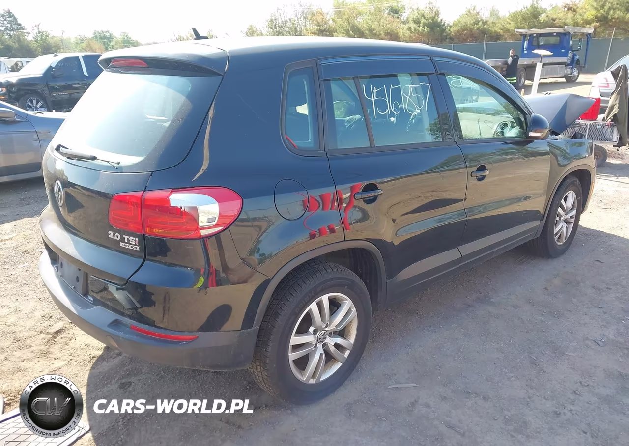 2013 Volkswagen Tiguan S VIN:WVGBV7AX5DW538223 - 4