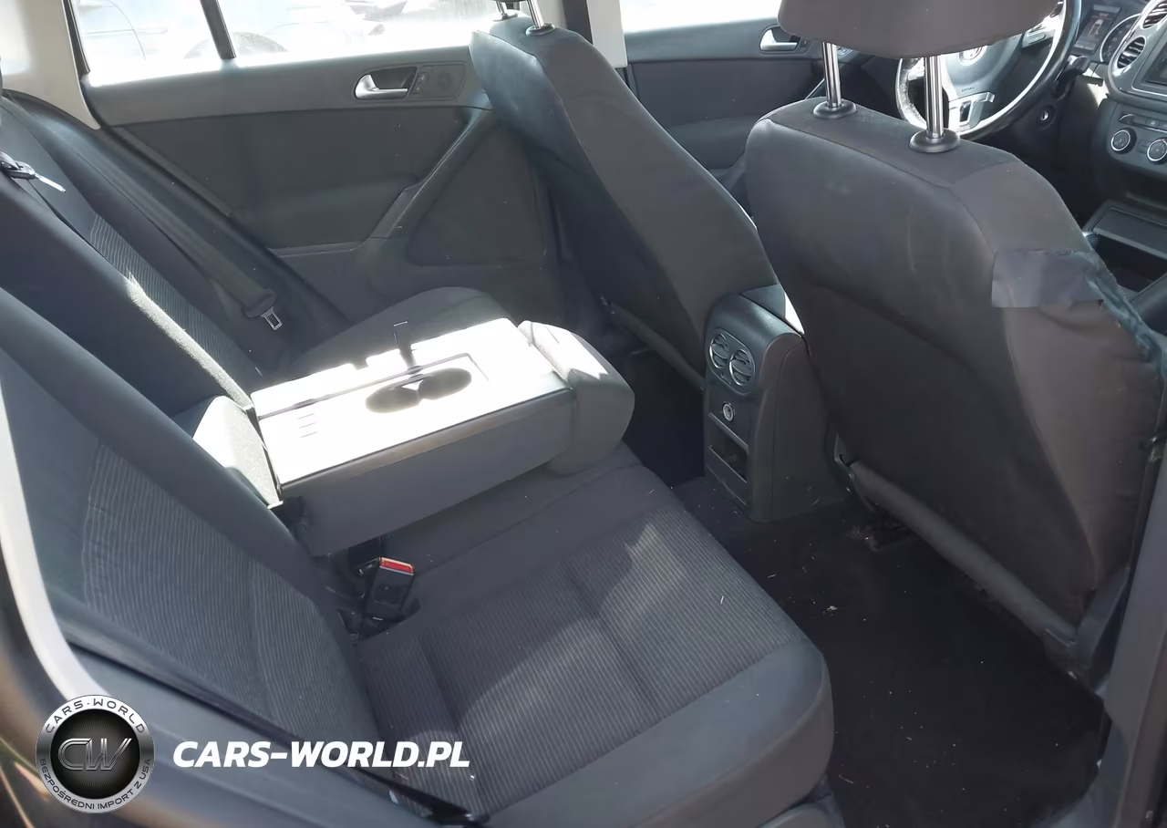 2013 Volkswagen Tiguan S VIN:WVGBV7AX5DW538223 - 8