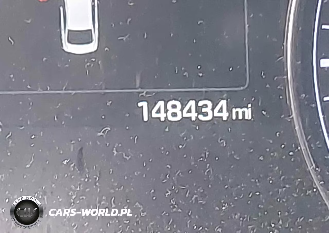 2016 Hyundai Genesis 3.8 VIN:KMHGN4JE8GU143553 - 15