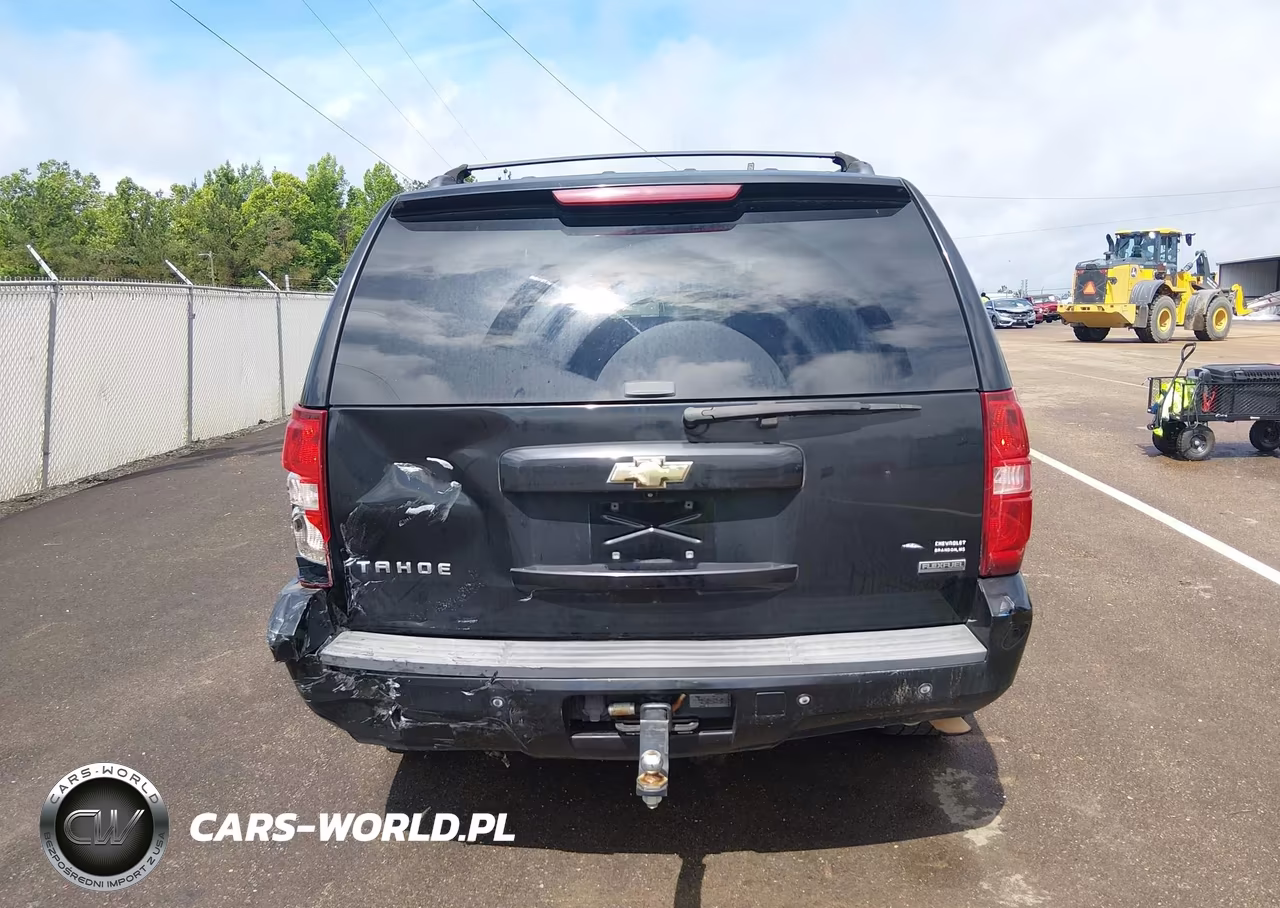 2011 Chevrolet Tahoe Ls VIN:1GNSCAE09BR101963 - 17