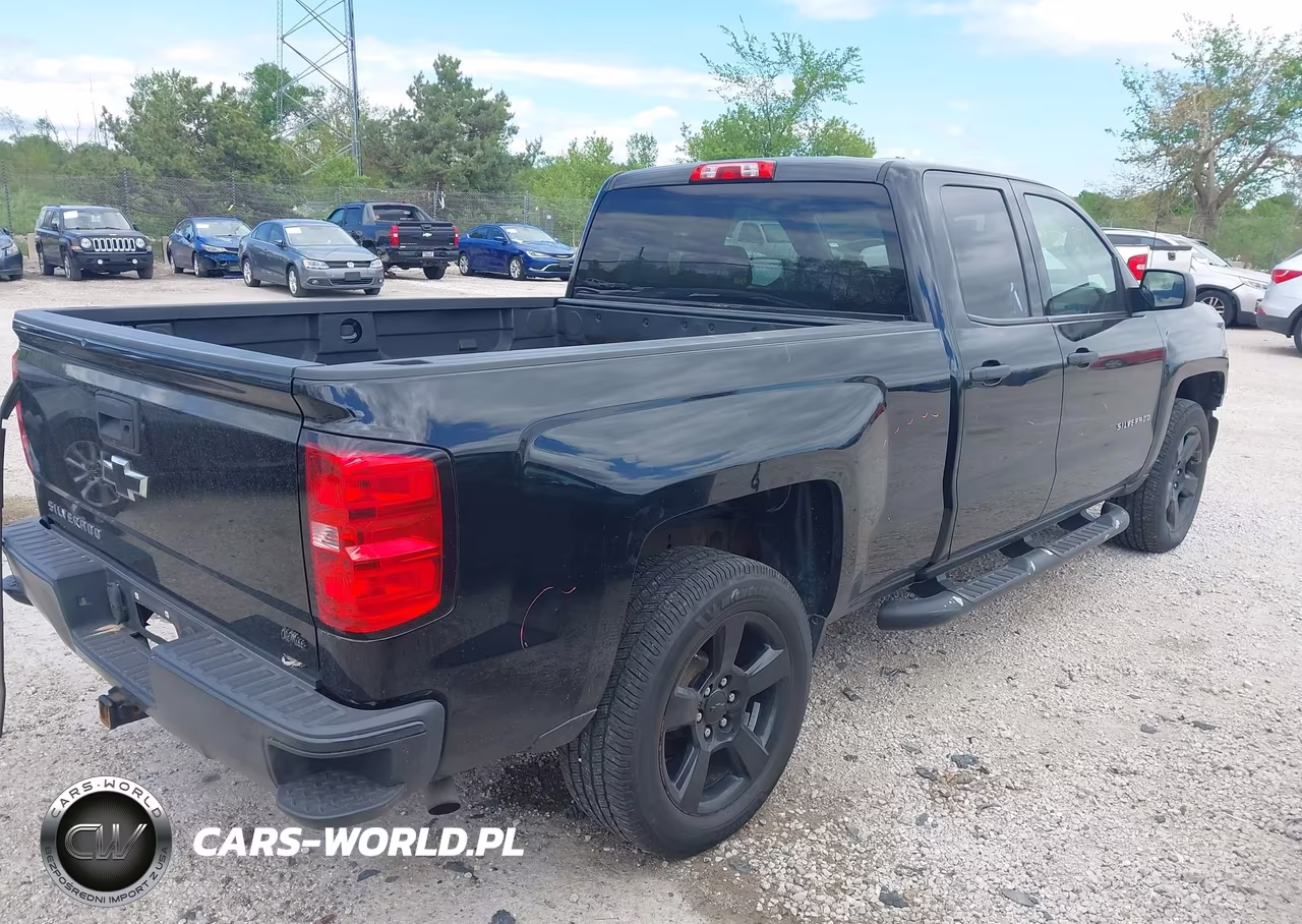 2015 Chevrolet Silverado 1500 Wt VIN:1GCRCPEH7FZ322418 - 4