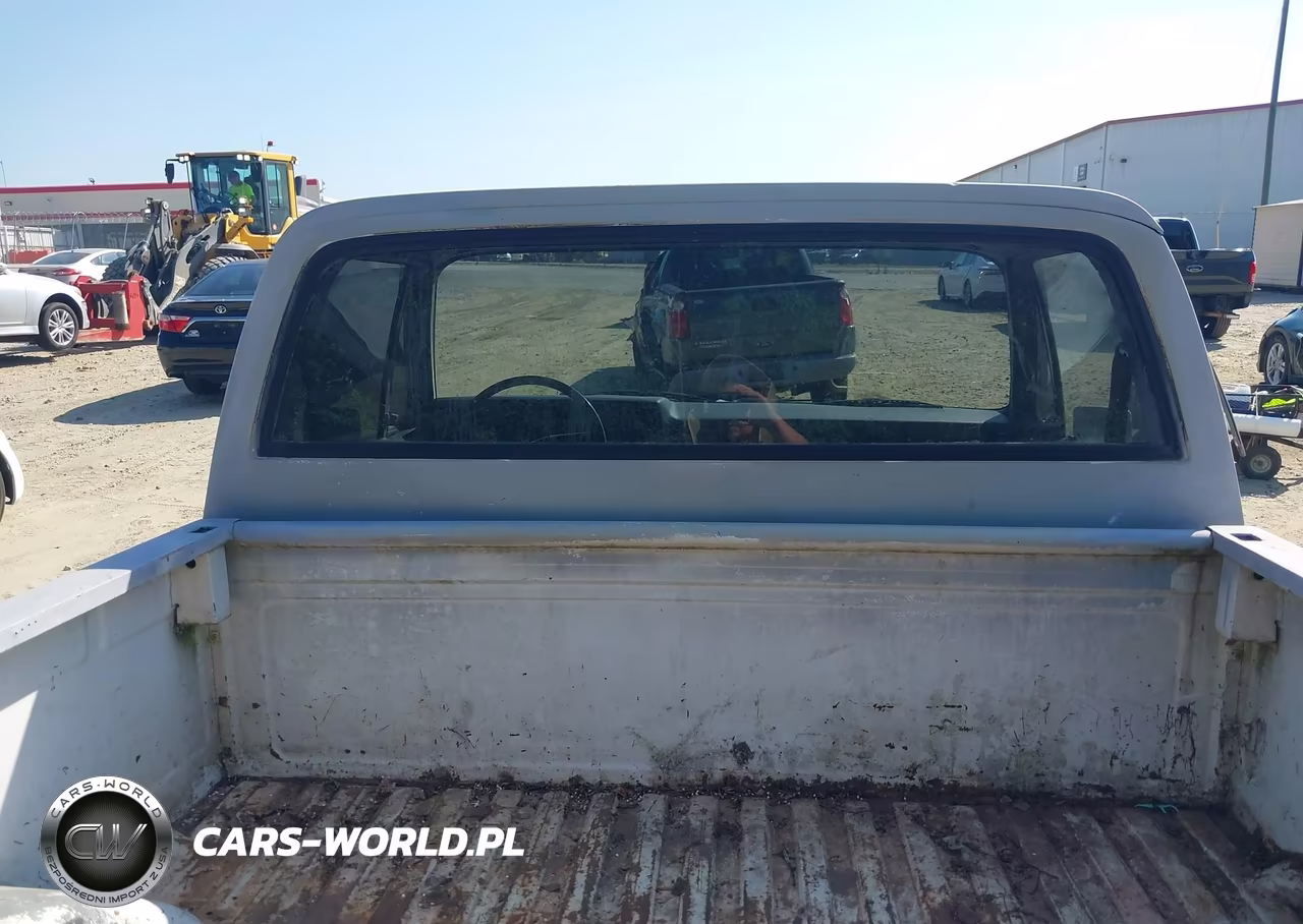 1985 Chevrolet C10 VIN:1GCDC14H4FF439822 - 8