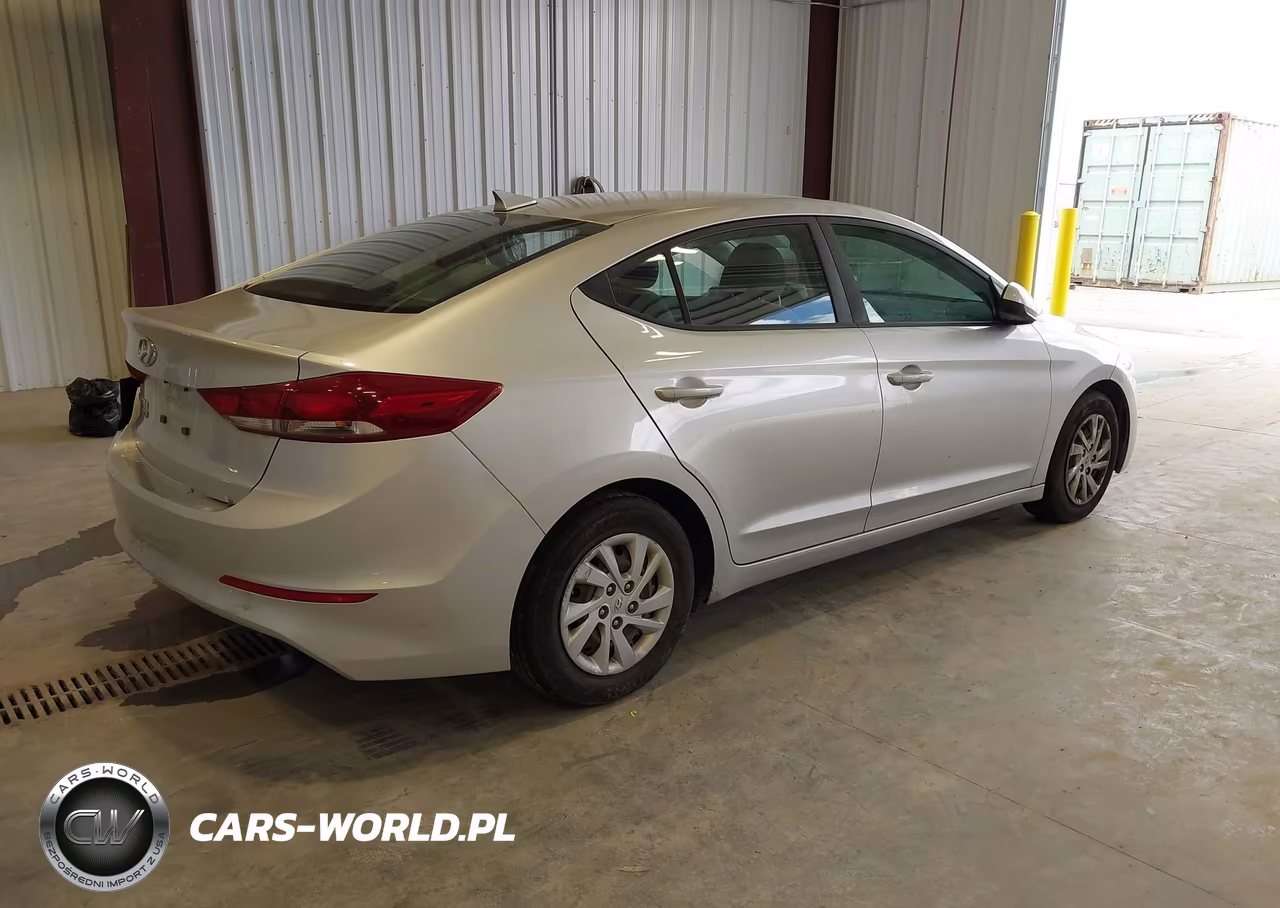 2017 Hyundai Elantra Se VIN:5NPD74LF3HH085838 - 4