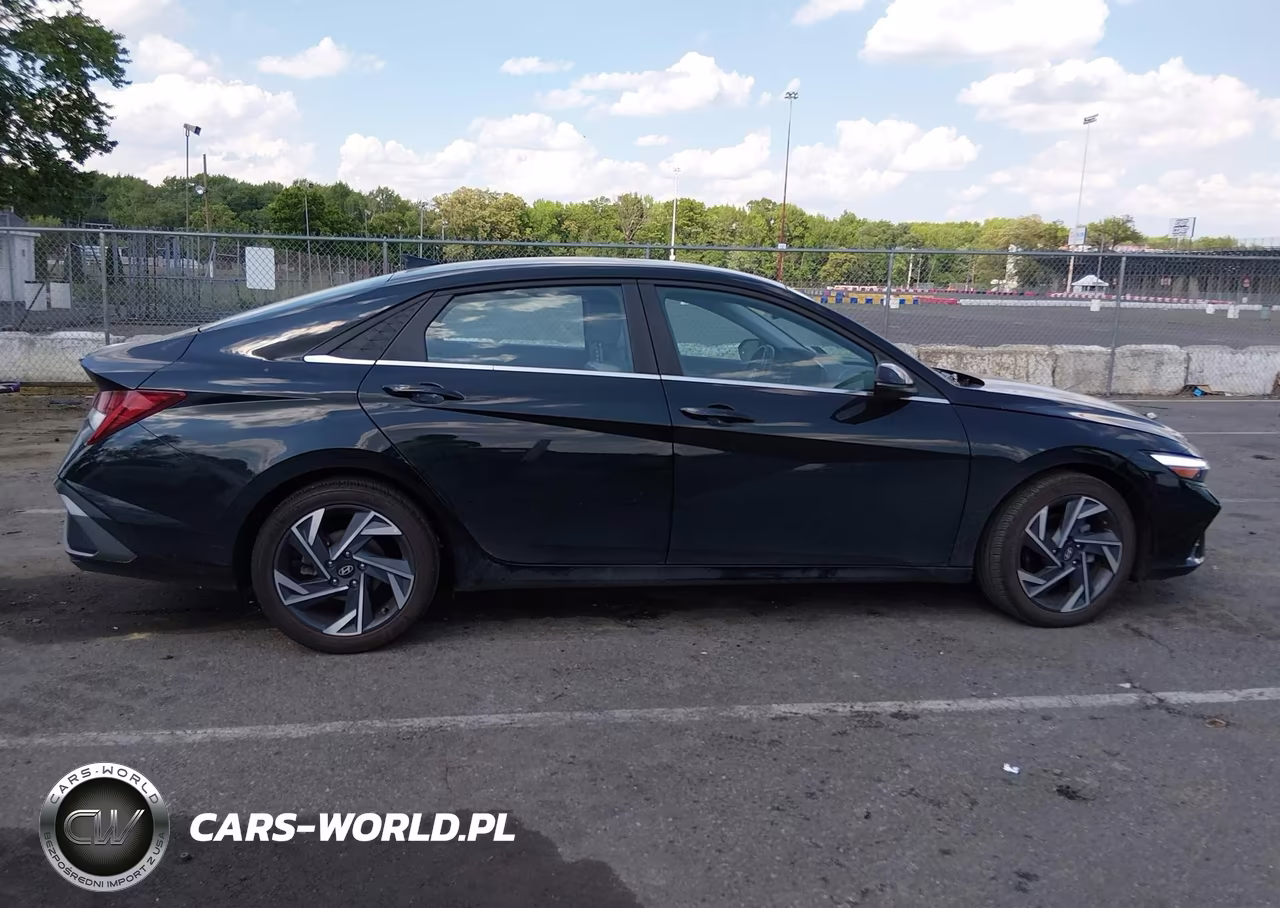 2024 Hyundai Elantra Limited VIN:KMHLP4DG5RU776861 - 13