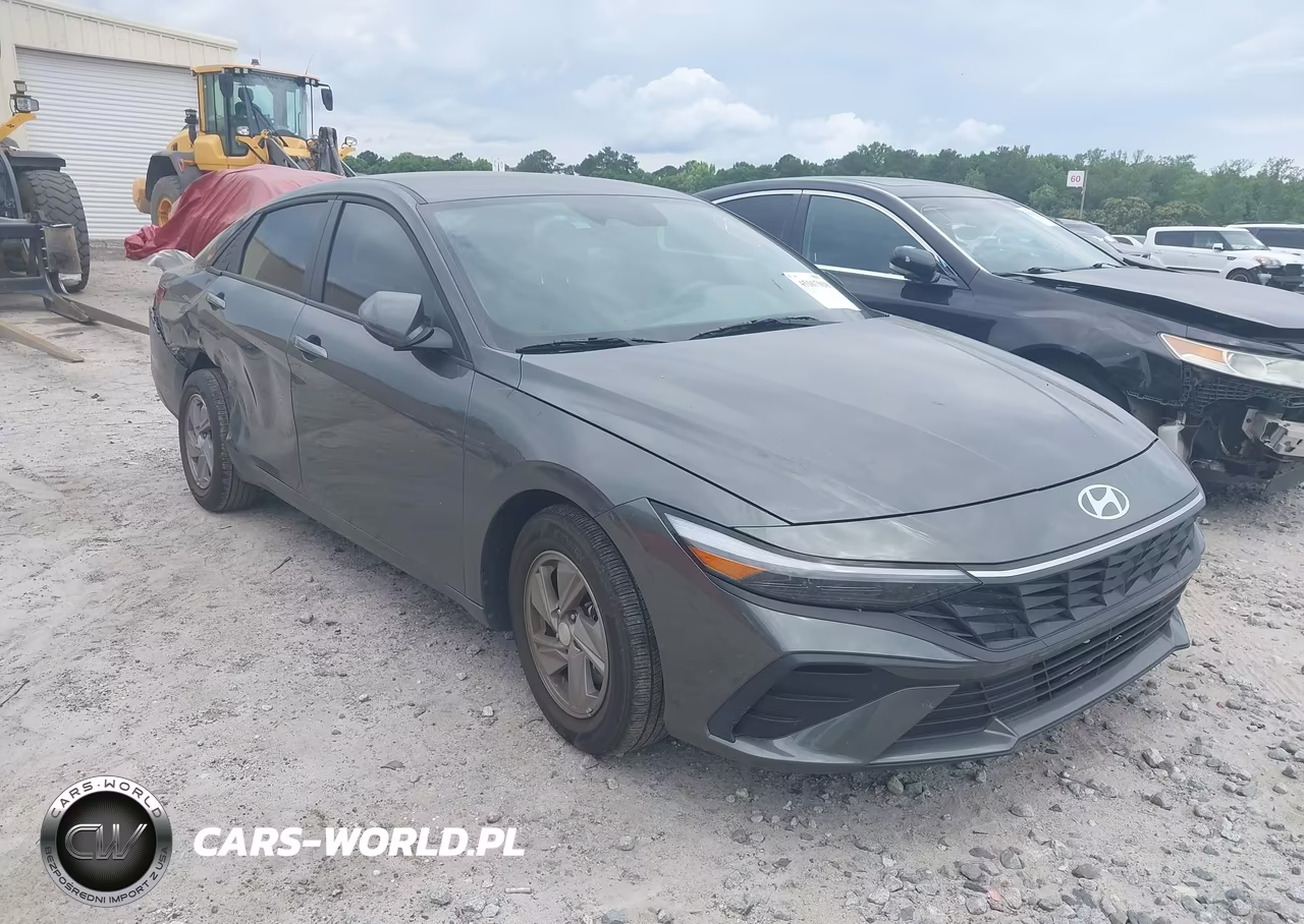 2025 Hyundai Elantra Se – zdjęcie 1 z 16