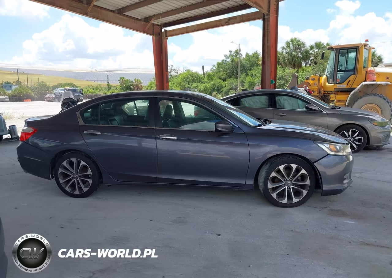 2015 Honda Accord Sport VIN:1HGCR2F54FA107770 - 13
