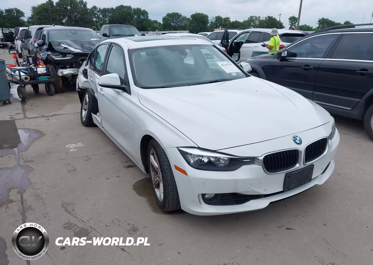 2015 BMW 328I xDrive – zdjęcie 1 z 16