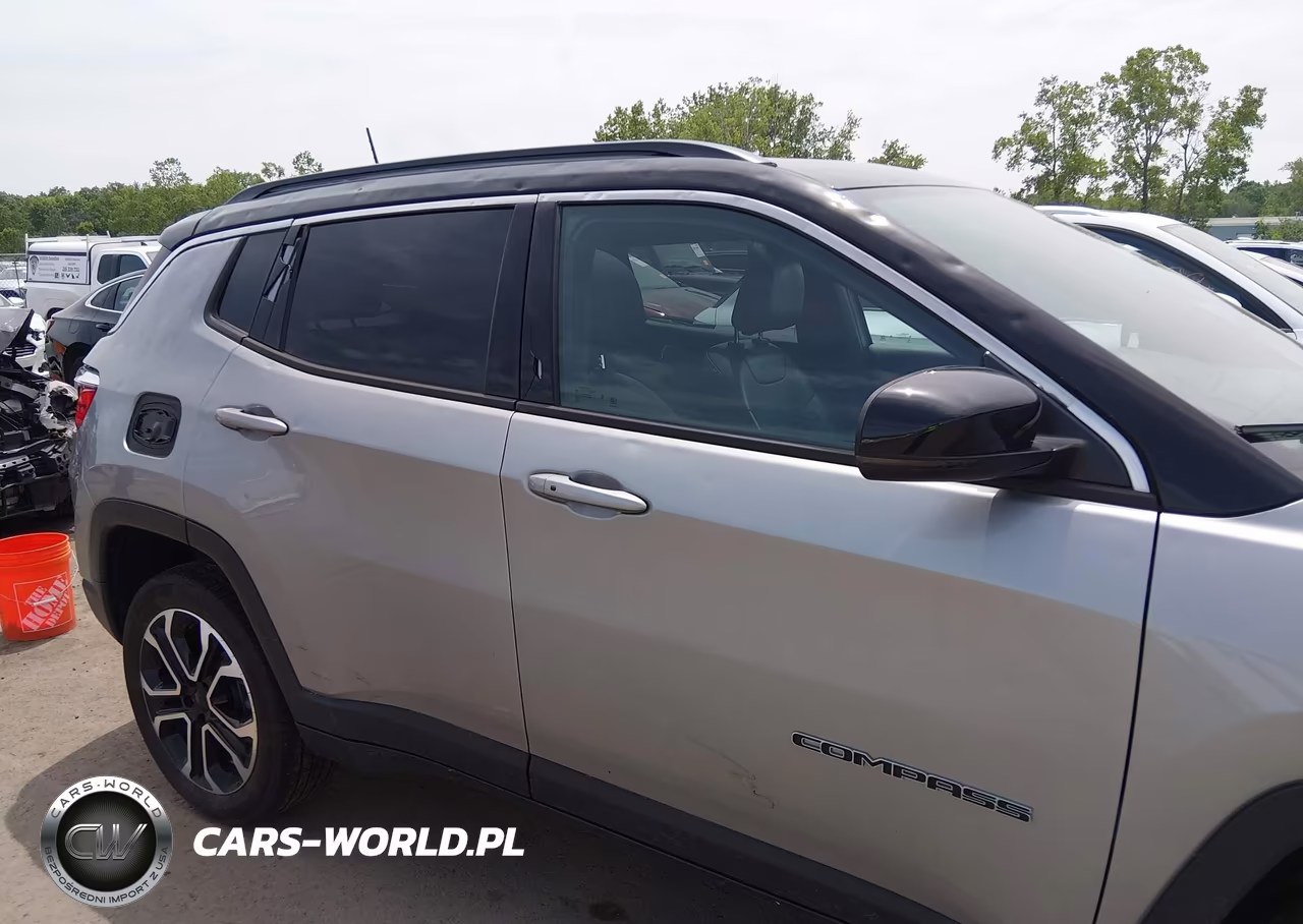 2023 Jeep Compass Limited 4X4 VIN:3C4NJDCN0PT555044 - 13
