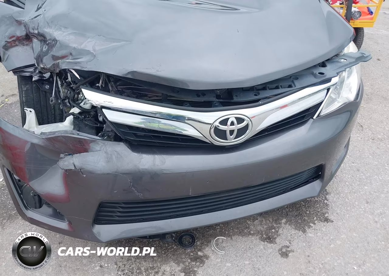 2014 Toyota Camry Le VIN:4T1BF1FK2EU468393 - 18