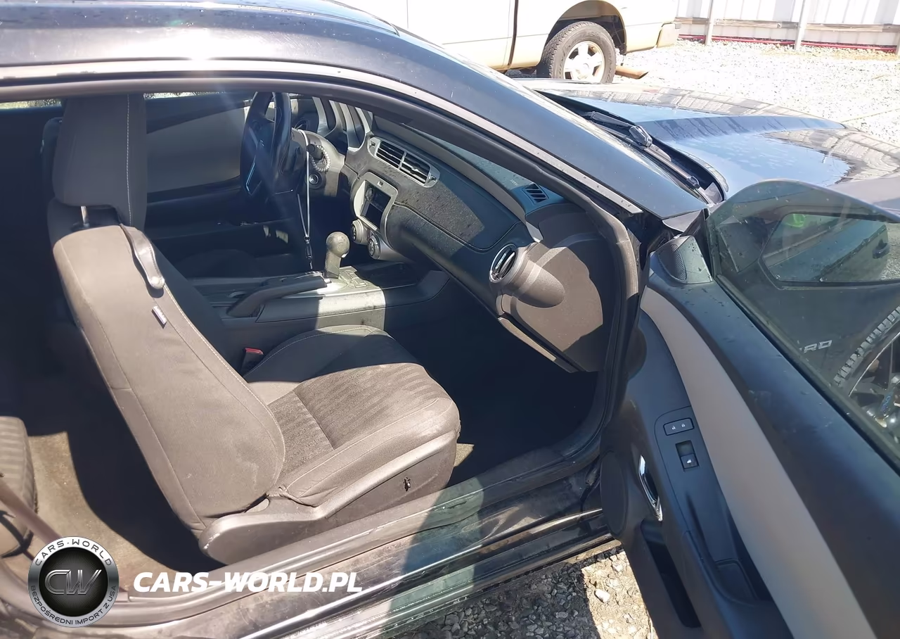 2013 Chevrolet Camaro 2Ls VIN:2G1FA1E30D9143860 - 5