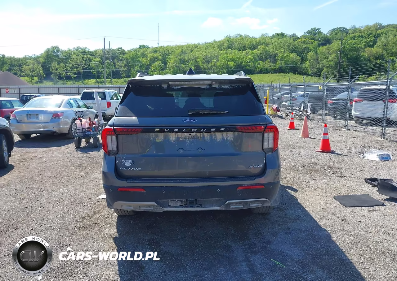 2025 Ford Explorer Active VIN:1FMUK8DH2SGA32819 - 16