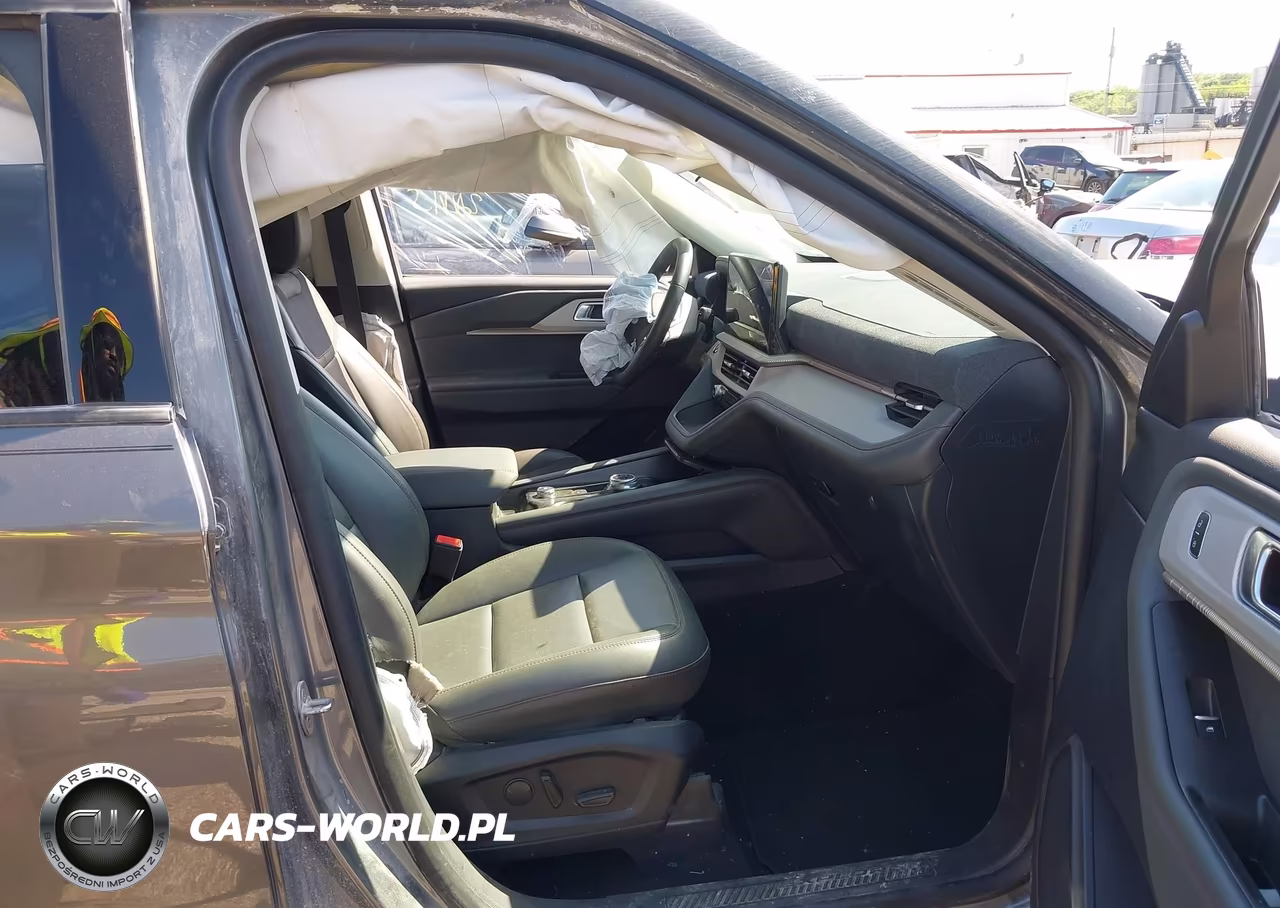 2025 Ford Explorer Active VIN:1FMUK8DH2SGA32819 - 5