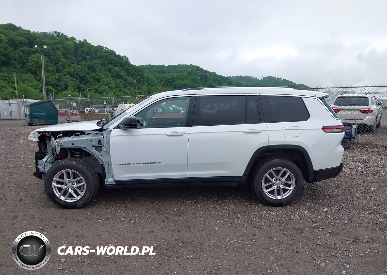 2022 Jeep Grand Cherokee L Laredo 4X4 VIN:1C4RJKAG5N8550492 - 14
