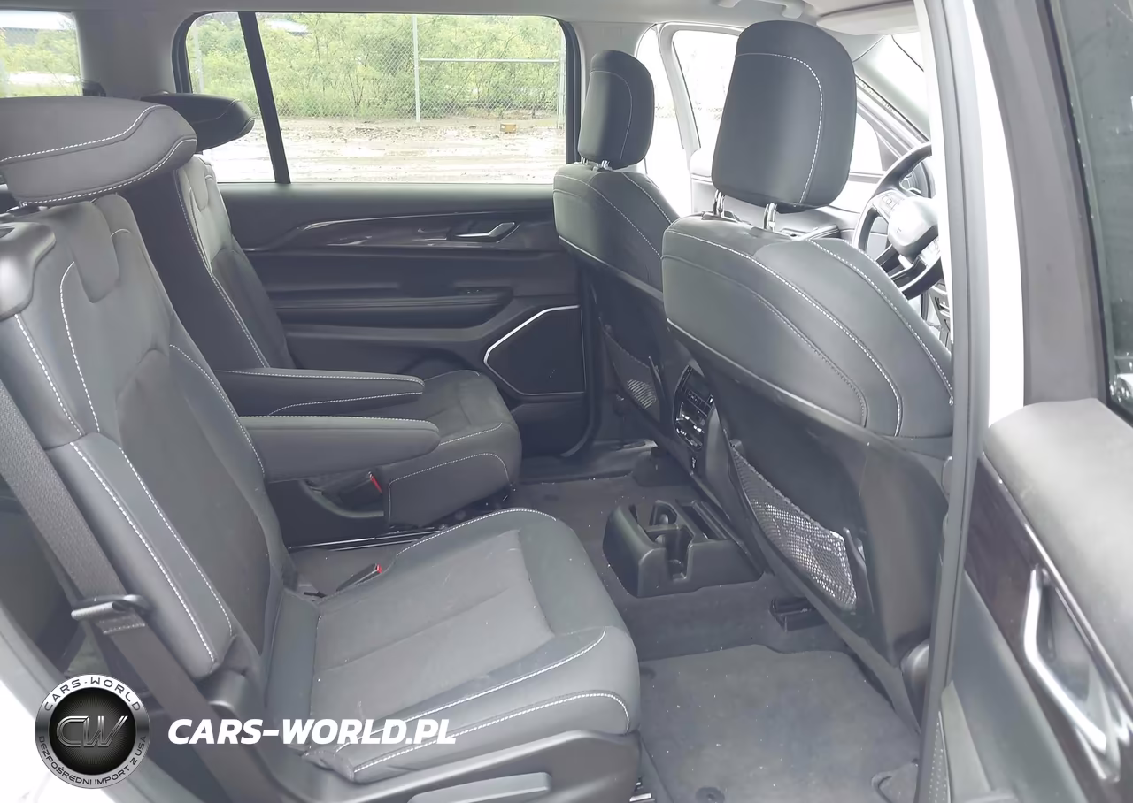 2022 Jeep Grand Cherokee L Laredo 4X4 VIN:1C4RJKAG5N8550492 - 8