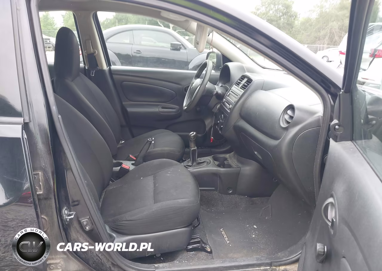 2015 Nissan Versa 1.6 S VIN:3N1CN7AP8FL951144 - 5