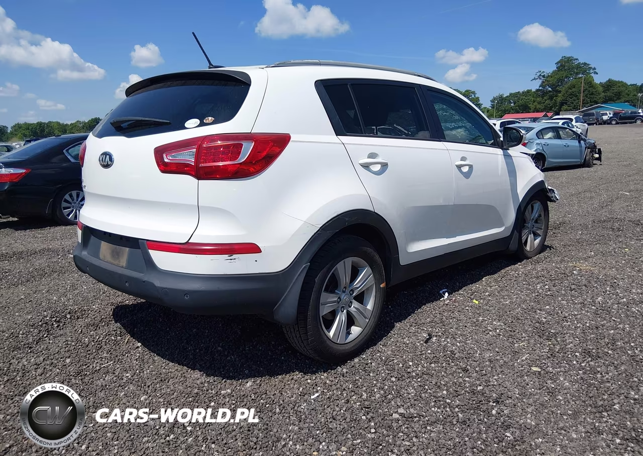 2013 Kia Sportage Lx VIN:KNDPB3A25D7515096 - 4