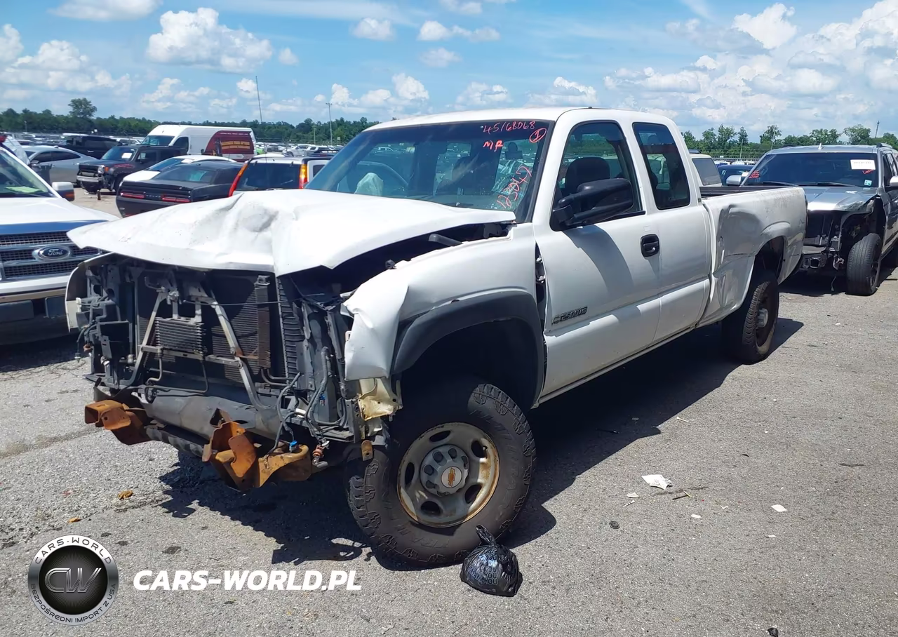 2003 Chevrolet Silverado 2500Hd VIN:1GCHC29UX3E123047 - 2
