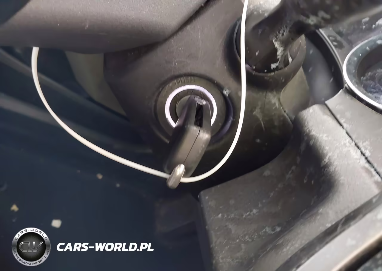 2018 Toyota Camry Le VIN:4T1B11HKXJU667942 - 11