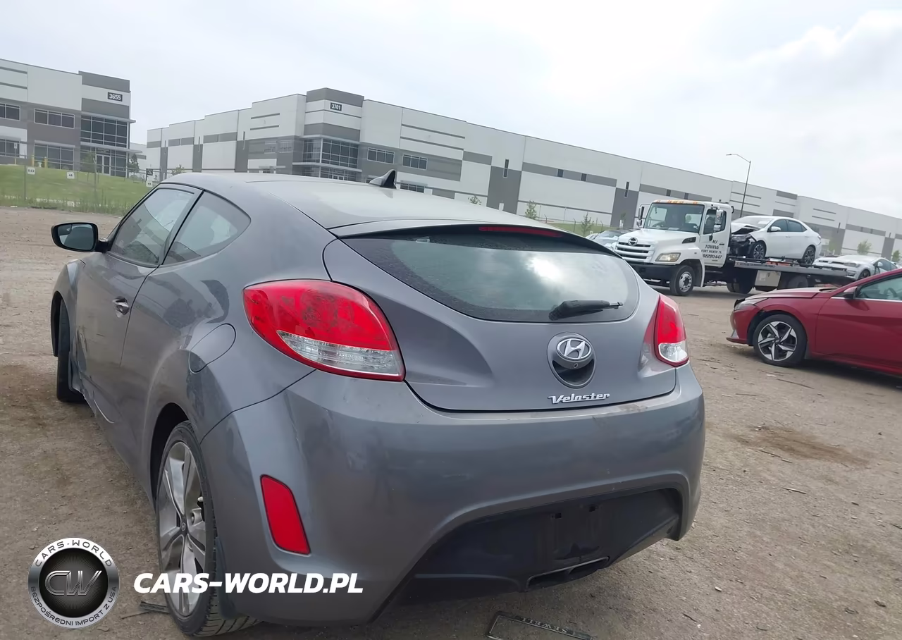 2017 Hyundai Veloster Value Edition VIN:KMHTC6AD8HU314407 - 3