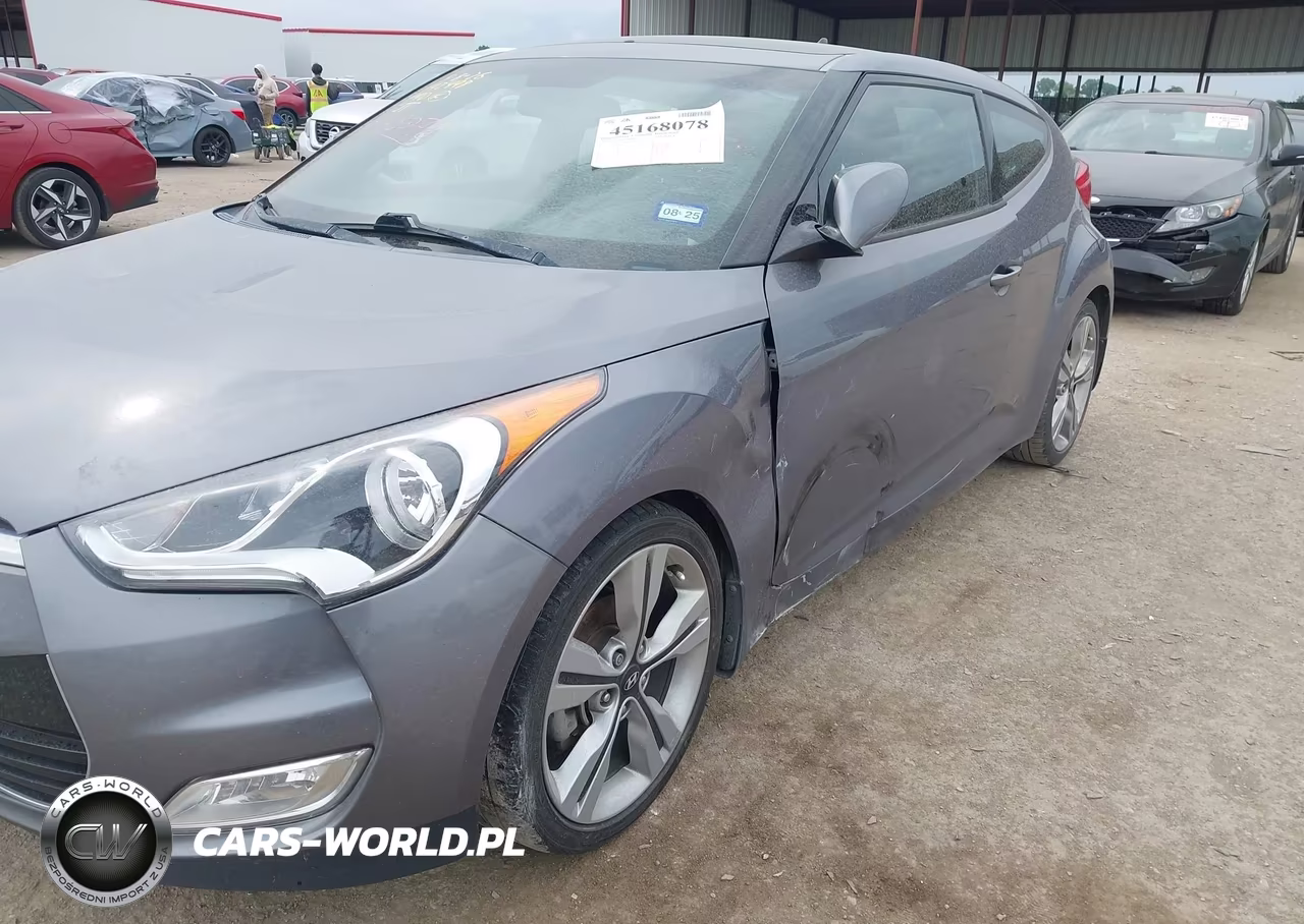 2017 Hyundai Veloster Value Edition VIN:KMHTC6AD8HU314407 - 6