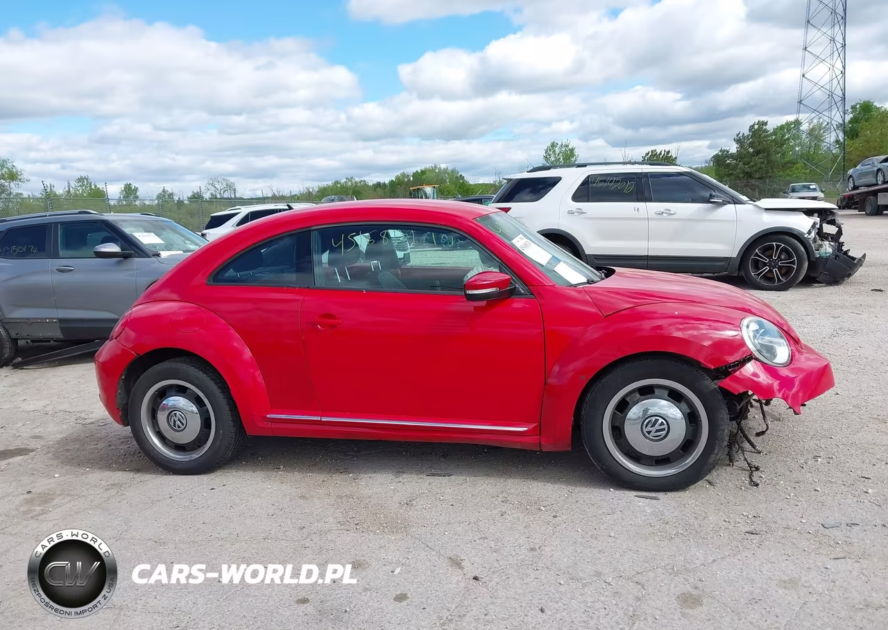 2013 Volkswagen Beetle 2.5L VIN:3VWJP7AT2DM609995 - 13