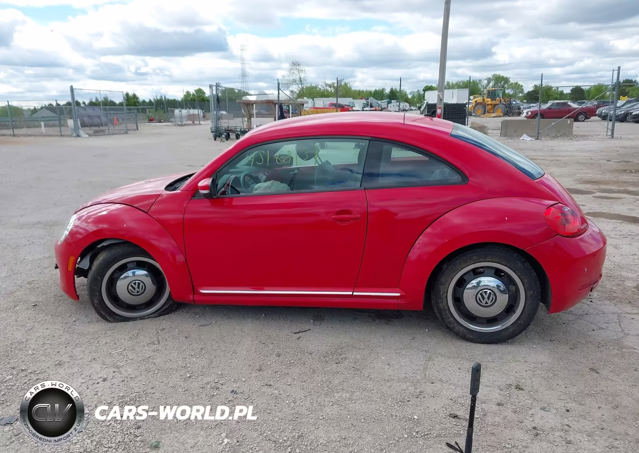 2013 Volkswagen Beetle 2.5L VIN:3VWJP7AT2DM609995 - 14