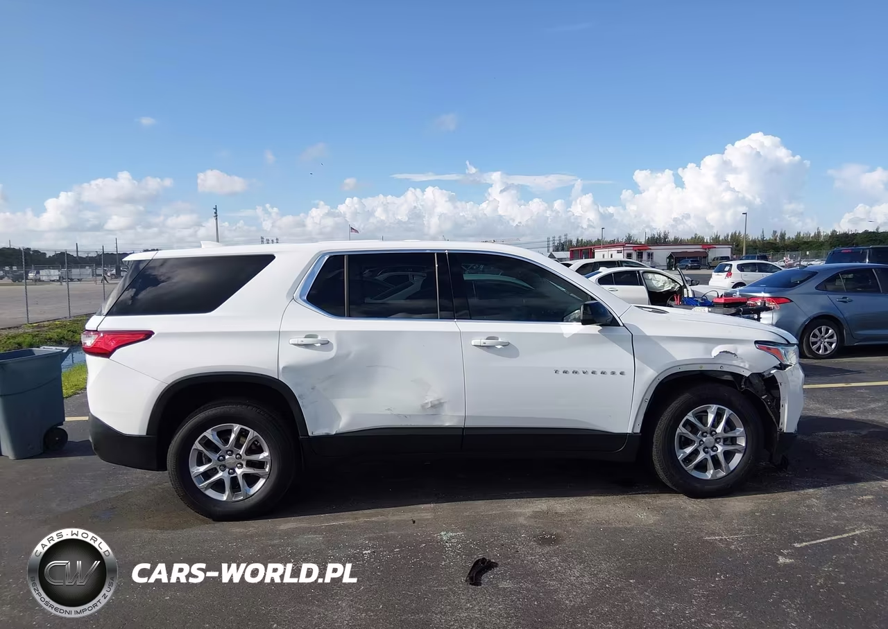 2021 Chevrolet Traverse Fwd Ls VIN:1GNERFKW5MJ224825 - 13