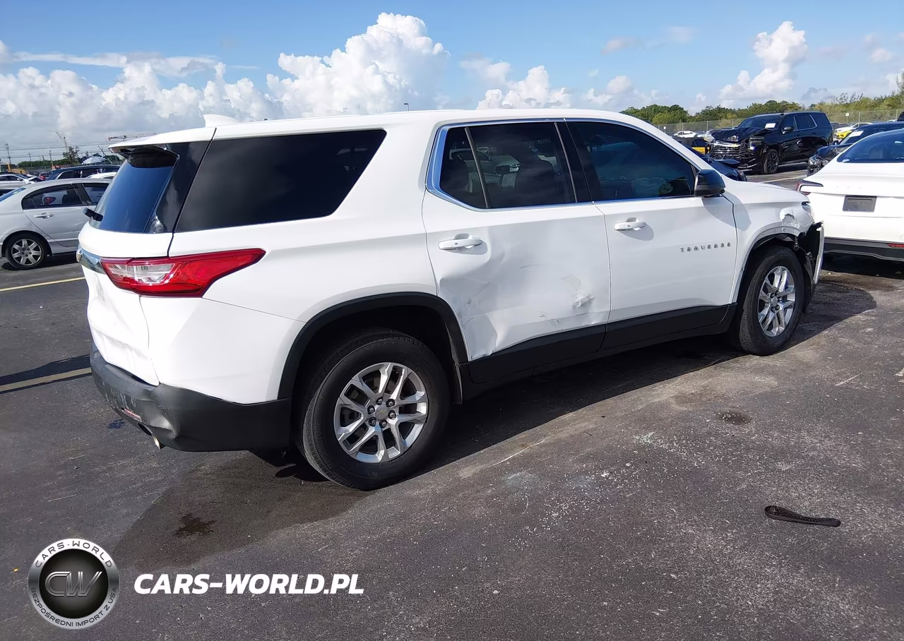 2021 Chevrolet Traverse Fwd Ls VIN:1GNERFKW5MJ224825 - 4