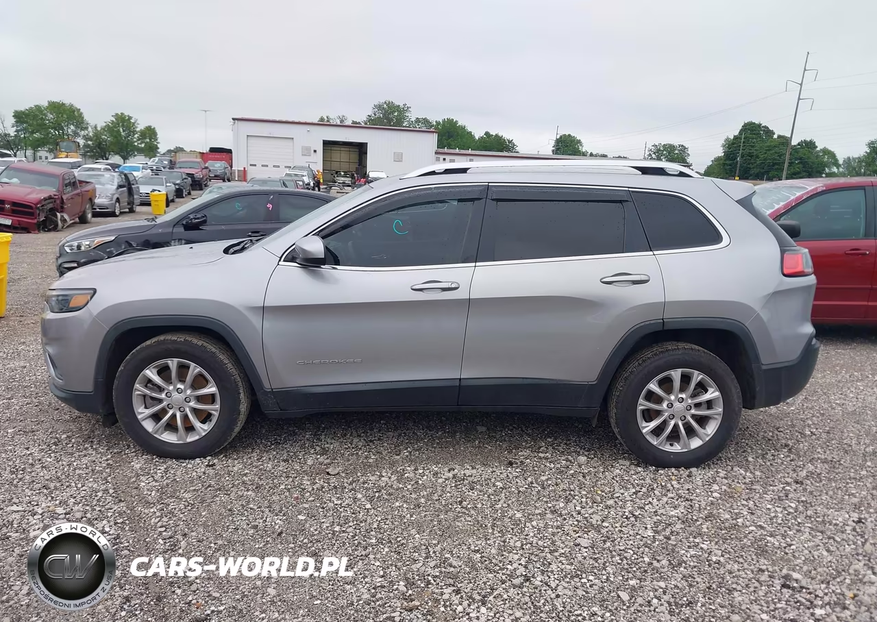 2019 Jeep Cherokee Latitude Fwd VIN:1C4PJLCB3KD232579 - 14