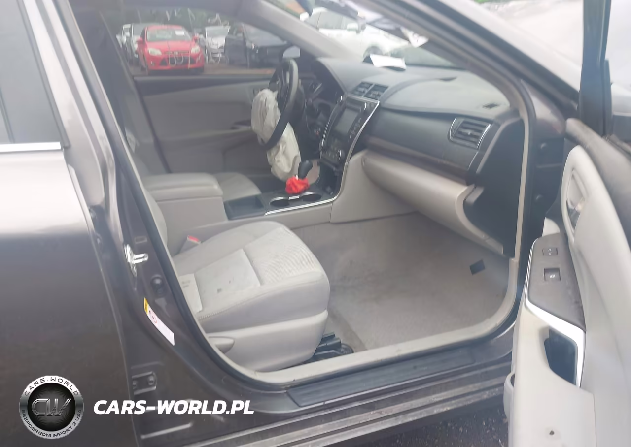 2016 Toyota Camry Le VIN:4T4BF1FKXGR525545 - 5
