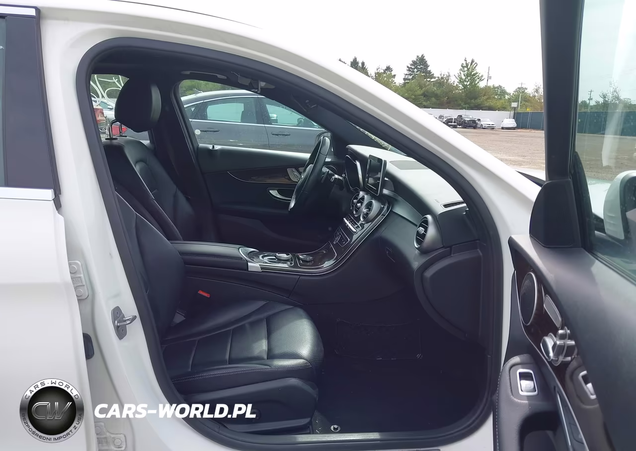 2018 Mercedes-Benz C 300 4Matic VIN:55SWF4KB5JU260216 - 5