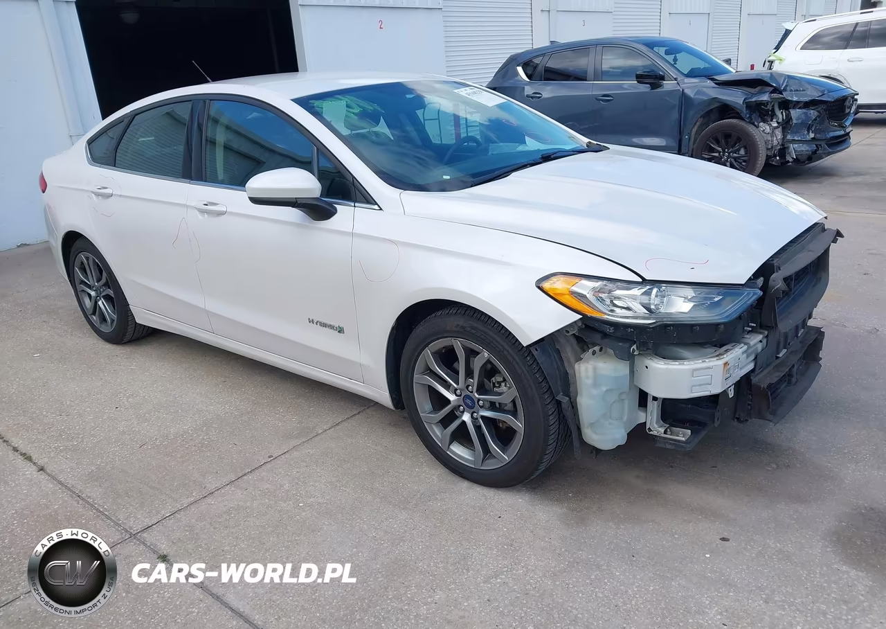 2017 Ford Fusion Hybrid Se – zdjęcie 1 z 17