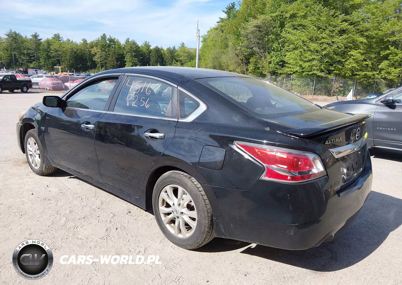 2015 Nissan Altima 2.5 S VIN:1N4AL3AP1FC153153 - 3