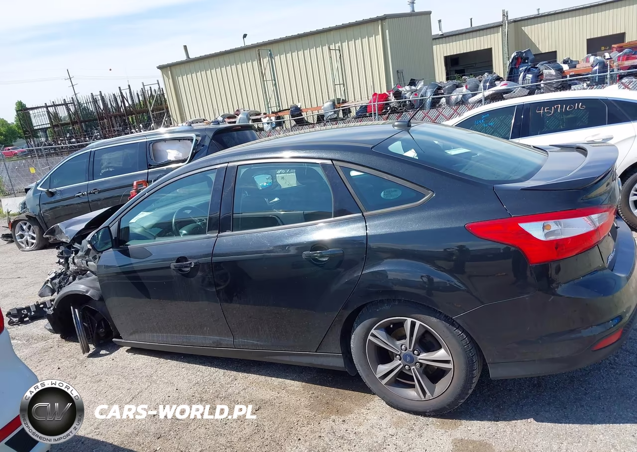 2014 Ford Focus Se VIN:1FADP3F27EL320810 - 14