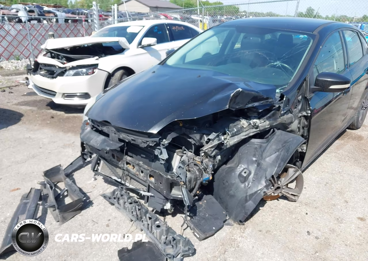 2014 Ford Focus Se VIN:1FADP3F27EL320810 - 6