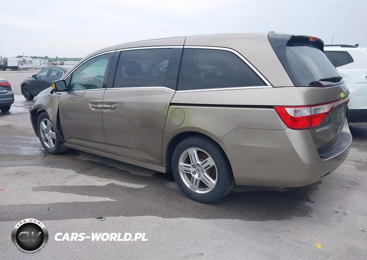 2012 Honda Odyssey Touring-Touring Elite VIN:5FNRL5H99CB071962 - 3
