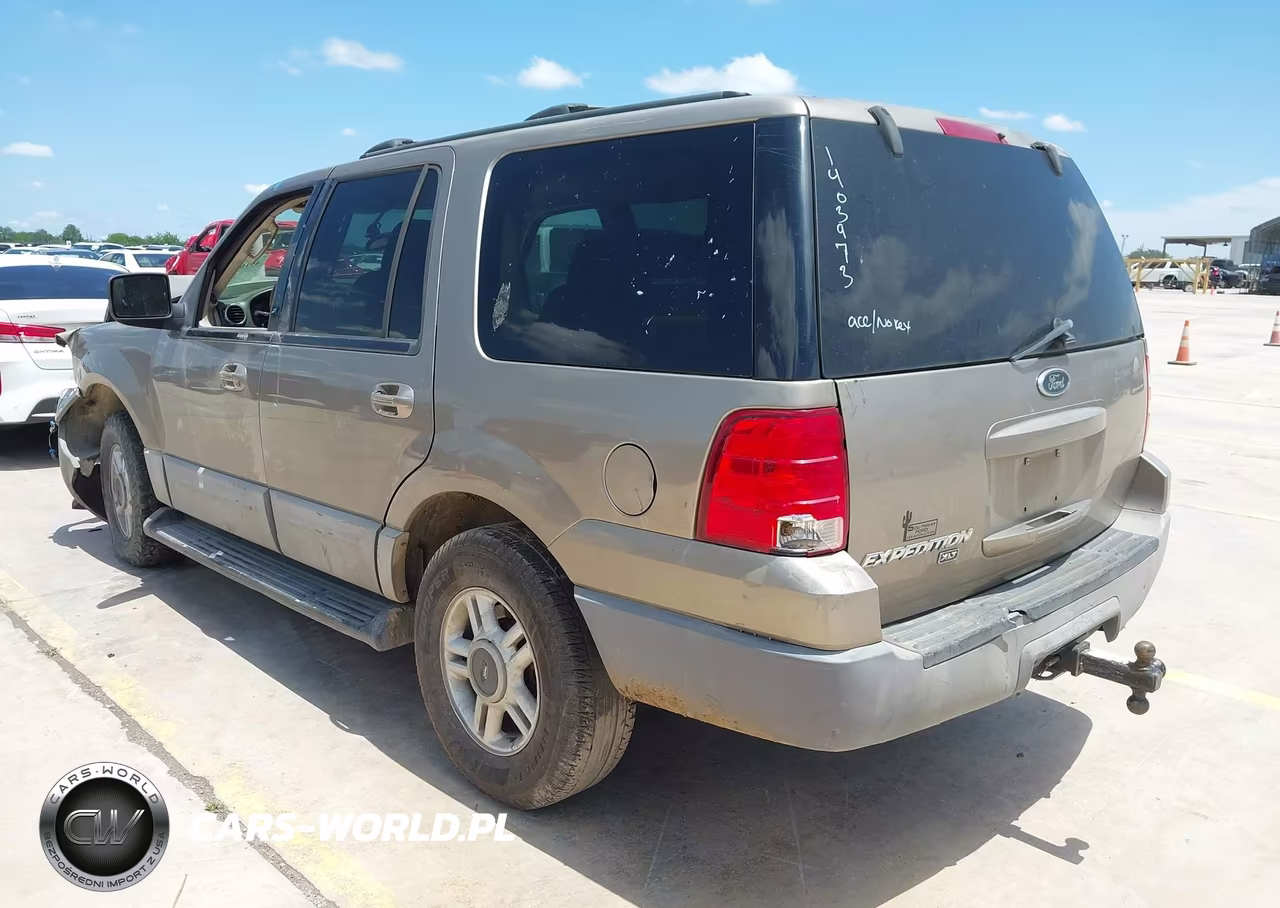 2003 Ford Expedition Xlt VIN:1FMRU15W53LB38937 - 3