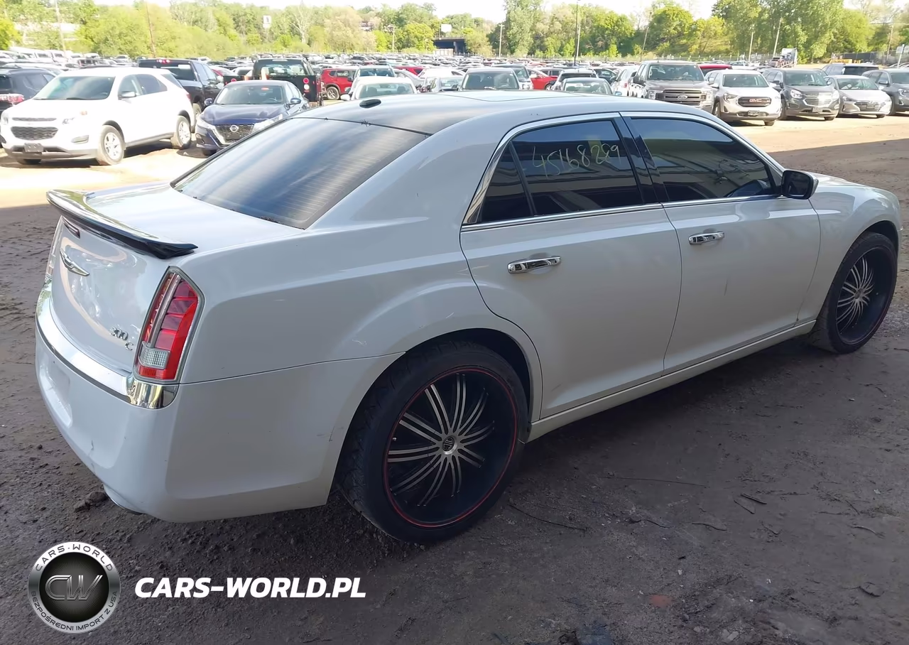 2011 Chrysler 300C VIN:2C3CA6CT0BH595972 - 4