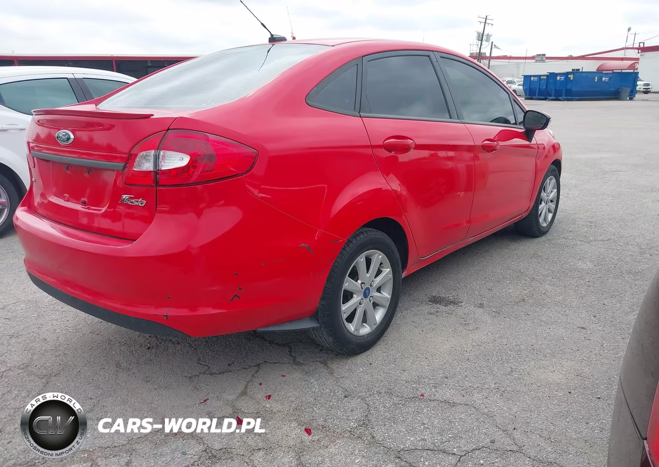 2013 Ford Fiesta Se VIN:3FADP4BJ0DM173133 - 4